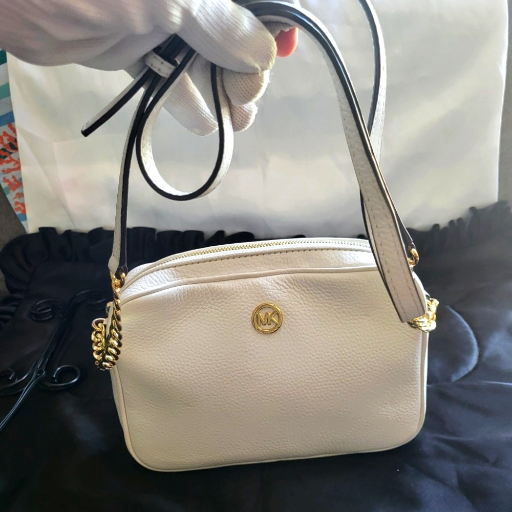 Michael Kors White Crossbody Bag with Gold Chain